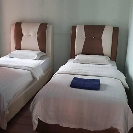 Marina Court Kk City Homestay Kota Kinabalu Ngoại thất bức ảnh