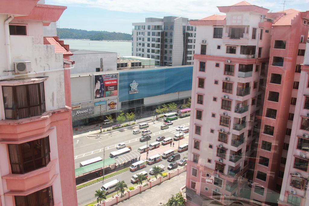 Marina Court Kk City Homestay Kota Kinabalu Ngoại thất bức ảnh
