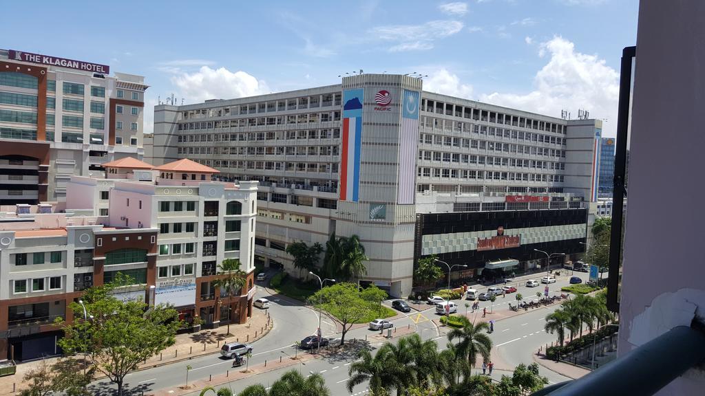 Marina Court Kk City Homestay Kota Kinabalu Ngoại thất bức ảnh
